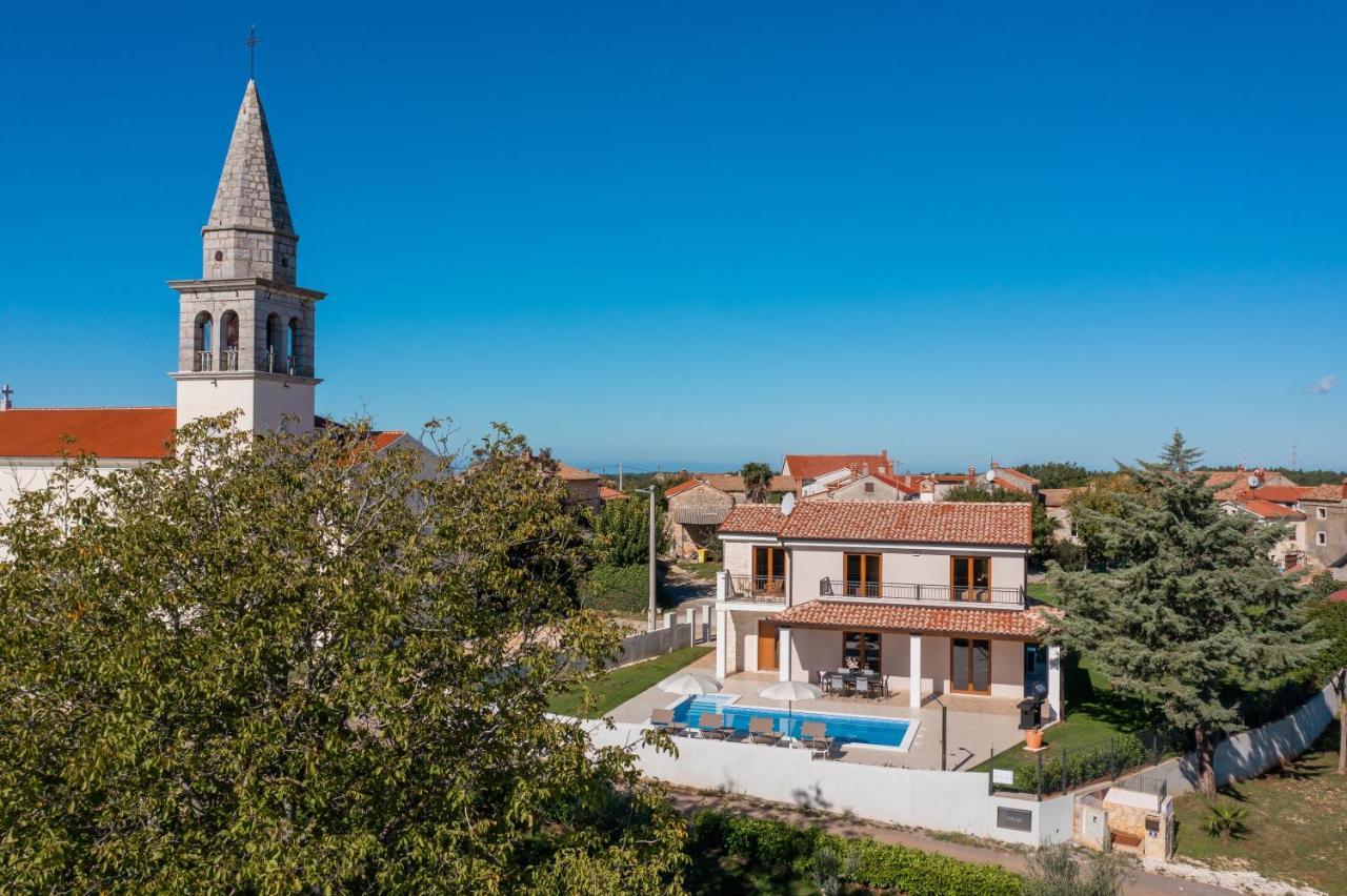 Villa Atop The Village With Stunning View Vižinada Εξωτερικό φωτογραφία