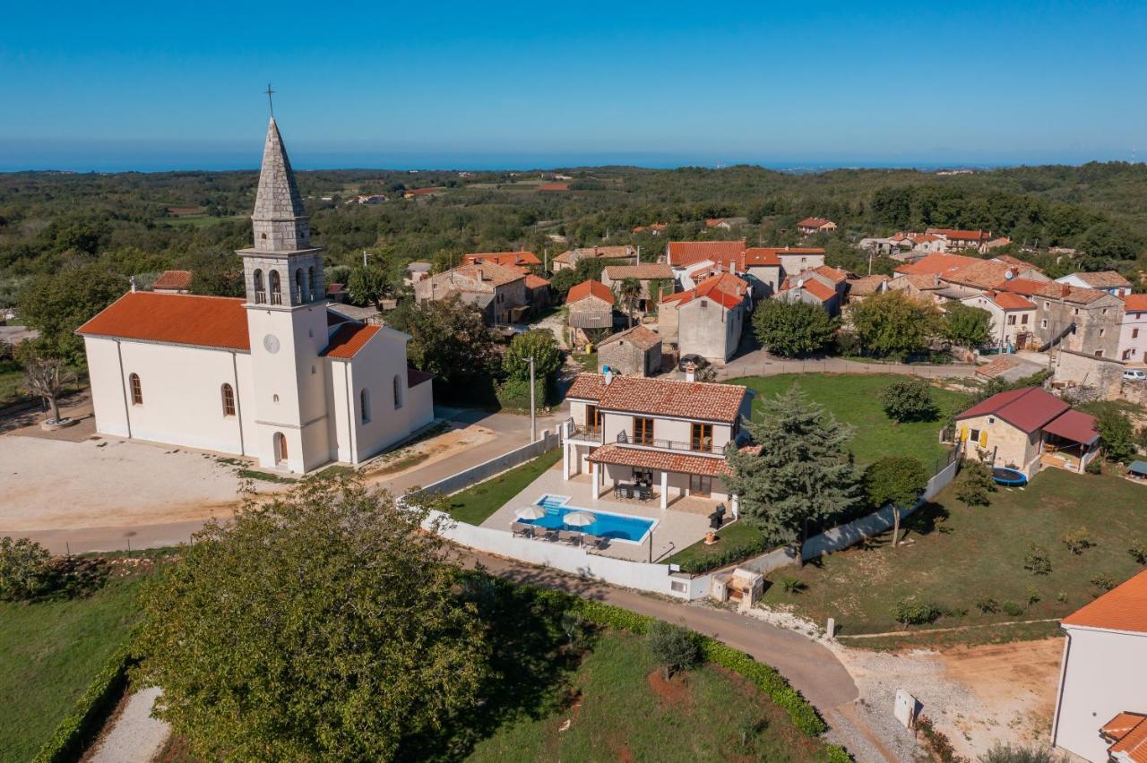 Villa Atop The Village With Stunning View Vižinada Εξωτερικό φωτογραφία